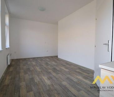 Pronájem bytu 1+kk 25 m2 - Fotografie 3