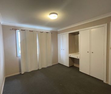 Spacious Family Home in Sought-After North Hill - Photo 3