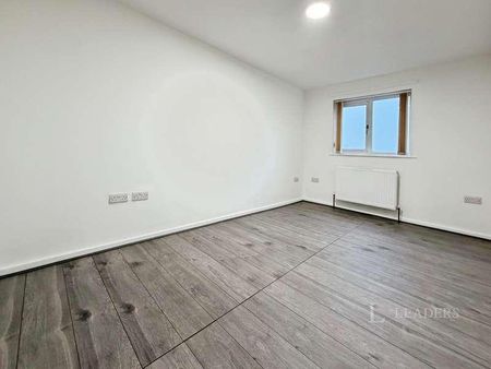 Horsham Drive, Nottingham, Nottinghamshire, NG5 - Photo 2