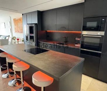 Alquiler de piso en Avenida de la Resina - Photo 2