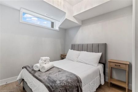 For Lease - 6065 Mcleod Road Unit# 115, Niagara Falls, Ontario - Photo 4