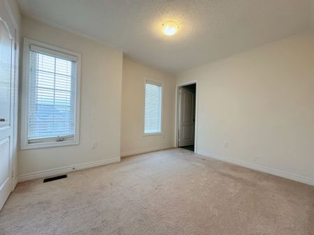 For Lease - 35 Hyacinth Street, Markham, Ontario - Photo 3