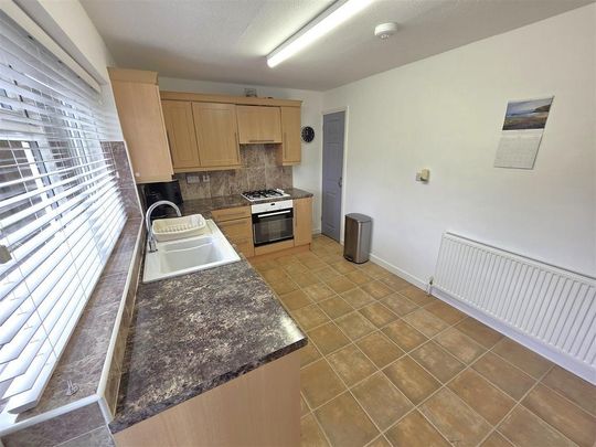 3 bedroom detached house to rent - Photo 1