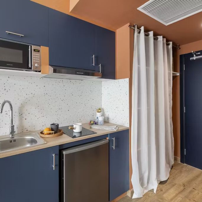 Carrer de lArquitecte Alfaro, Valencia, Valencian Community 46011 - Photo 1