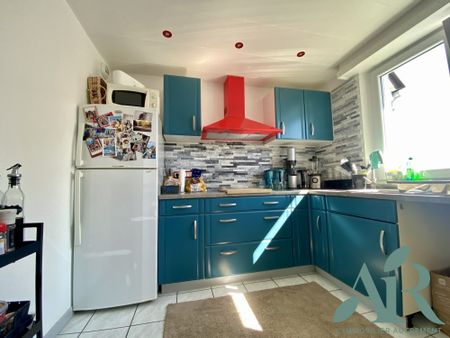 Location Appartement 4 pièces 87m² BENFELD 67230 - Photo 3