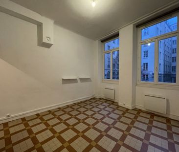 STUDIO A LOUER LYON 1ER ARRONDISSEMENT Griffon-Royale - Photo 4