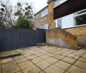 3 bedroom terraced house to rent - Photo 5
