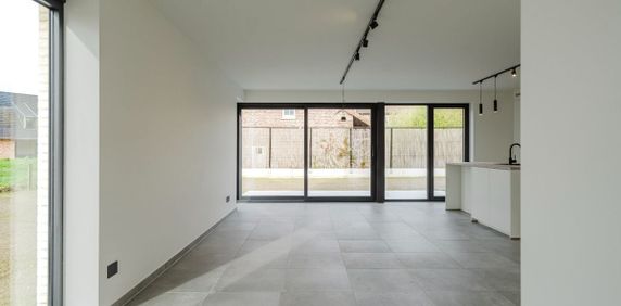 Huis te huur in Deerlijk voor € 1.200 met 3 slaapkamers - foto 2
