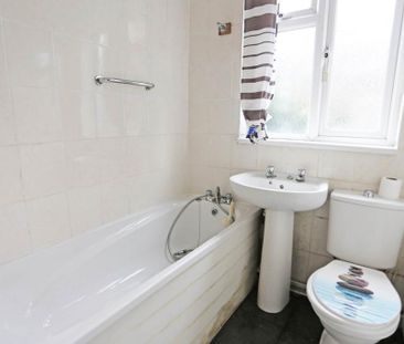 Studio to rent - Photo 6