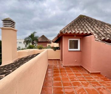 House in Nueva Andalucía, Costa del Sol - Photo 2