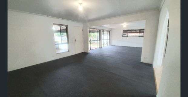 3 Bedroom Home - Inground Pool - Photo 1