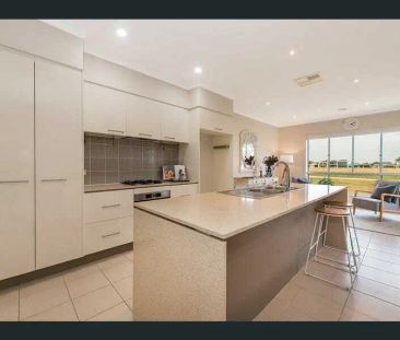 126 La Perouse Bvd, Bonbeach VIC 3196 - Photo 4