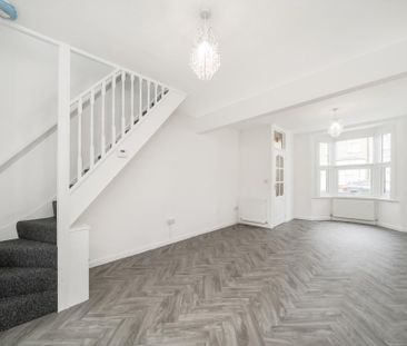 2 bedroom terraced house to rent - Photo 2