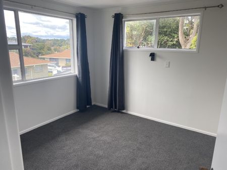 87A Clawton Street, Westown - Photo 3