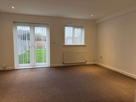 Blenheim Road, Wigan, WN5 - Photo 2