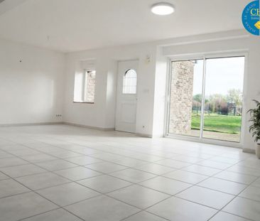 Location Maison 4 pièces 95m² PLELAN LE GRAND 35380 - Photo 2