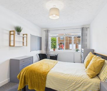 1 bedroom in a house share to rent - Photo 3