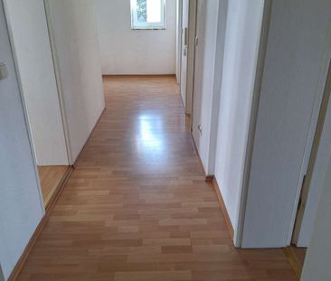 Tolle 3-Zimmer-Dachgeschosswohnung in der Weimarer Innenstadt! - Photo 2