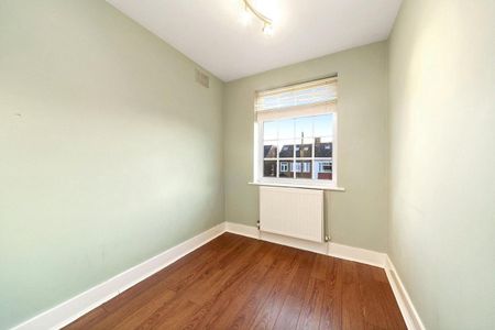 3 bedroom in Barnet - Photo 5