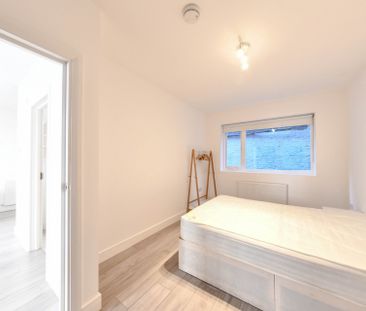 1 Bedroom Flat - Photo 5