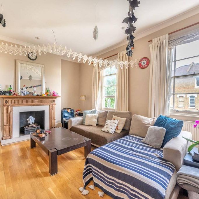 2 bedroom flat to rent - Photo 1