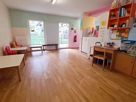 UNBEFRISTET, HOFRUHELAGE, 106 m2 Neubau mit 41 m2 Terrasse, Wohnküche, 3 Zimmer, Wannenbad, Parketten, gefördert - Photo 1