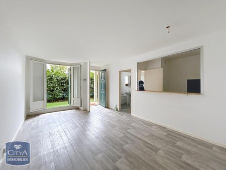 Location Appartement 3 pièces 45m² VAULX EN VELIN 69120 - Photo 2