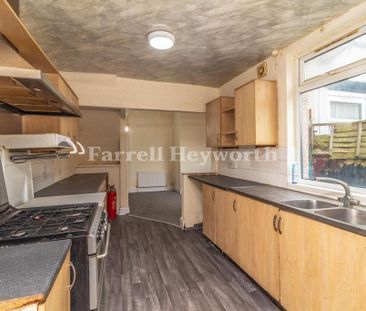 2 bedroom house to rent - Photo 2