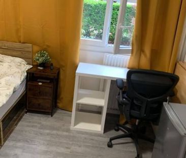 Gravaud : Chambre entièrement meublée - Photo 5