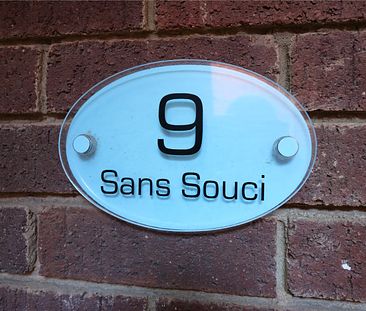 Sans Souci, 48 Leigh Park Road, Leigh on Sea, Essex, SS9 2DU - Photo 5