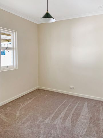 A Spacious Family Retreat - Photo 4