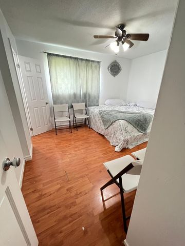 For Lease - 78 Crittenden Square Unit# Upper, Toronto, Ontario - Photo 4