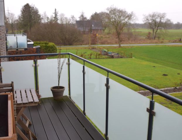 Moderne und gemütliche Oberwohnung in ruhiger Lage von Moormerland- Veenhusen! - Photo 1