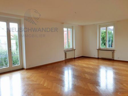 Apartment of 4.5 rooms - 110 m2 - Photo 2