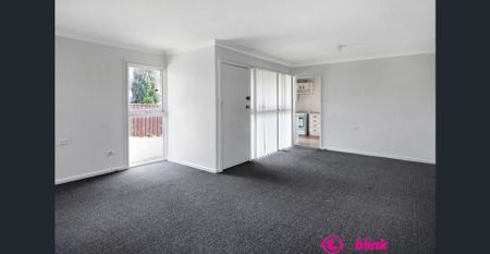 Spacious three bedroom on a large block. - Photo 2