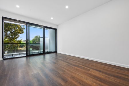 8 Stanford Close (entry via Lebanon Crescent), Mulgrave - Photo 3