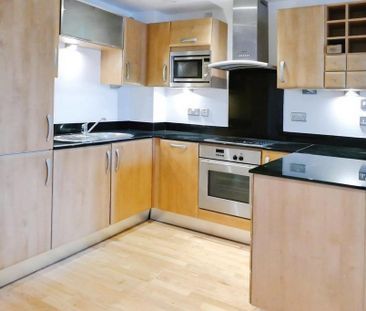 2 bedroom flat to rent - Photo 6