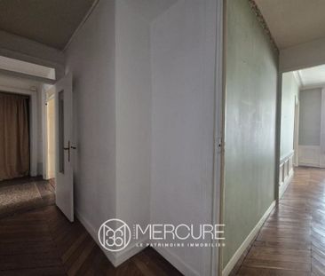 Location Appartement 4 pièces 117m² LYON 2ème - Photo 3