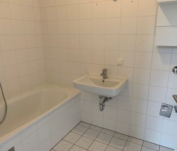 Idyllische 2-Raum-Wohnung mit Blick auf den Südbahnhofmarkt im 1ten... - Photo 4