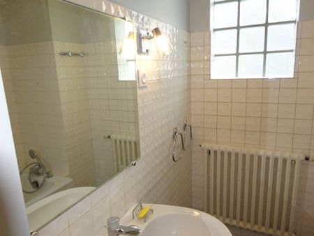 Location maison 4 pièces 102.21 m² à Évron (53600) - Photo 3