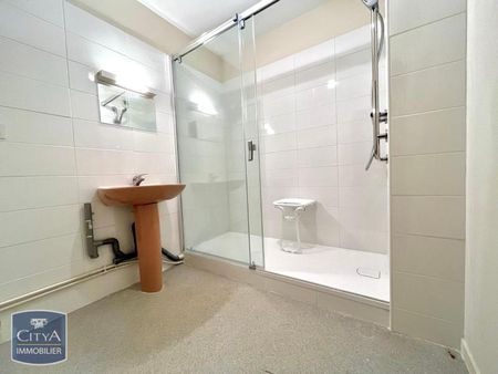 Location Appartement 2 pièces 71m² BOURGES 18000 - Photo 3