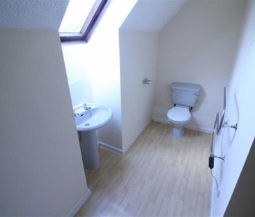 2 bedroom maisonette to rent Bergamot Gardens, Walnut Tree, MK7 7NQ - Photo 6