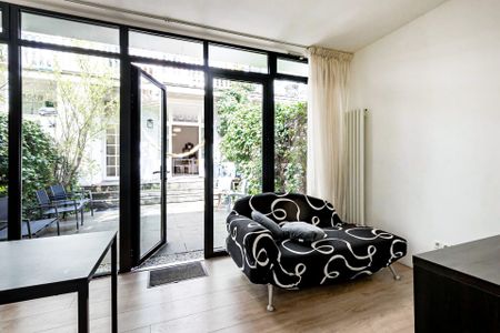 Van der Hoopstraat | Two Living Rooms | Two Bedrooms - Photo 5