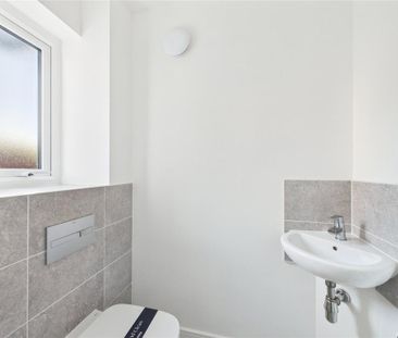 2 bedroom semi-detached house to rent - Photo 6