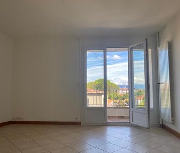 Location Appartement 3 pièces 69m² VALENCE 26000 - Photo 4