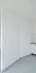 Rental Apartment Bordeaux Saint-Jean - Photo 3