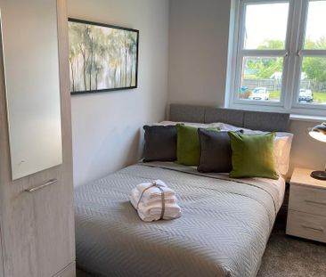 2 bedroom flat to rent - Photo 3