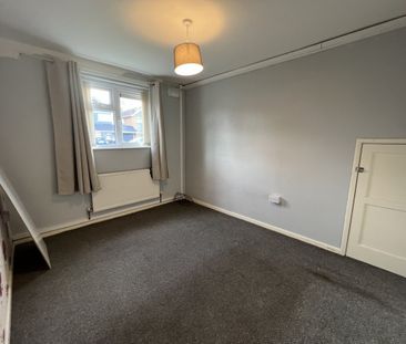 Hyde Road, Wolverhampton, West Midlands, WV11 - Photo 5