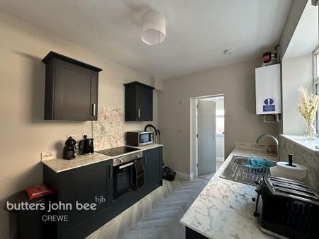 1 bedroom flat to rent - Photo 5