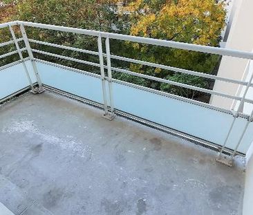 Location Appartement 2 pièces 39m² COURBEVOIE 92400 - Photo 6